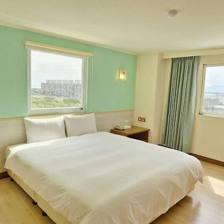 Taitung Apple Hotel מראה חיצוני תמונה