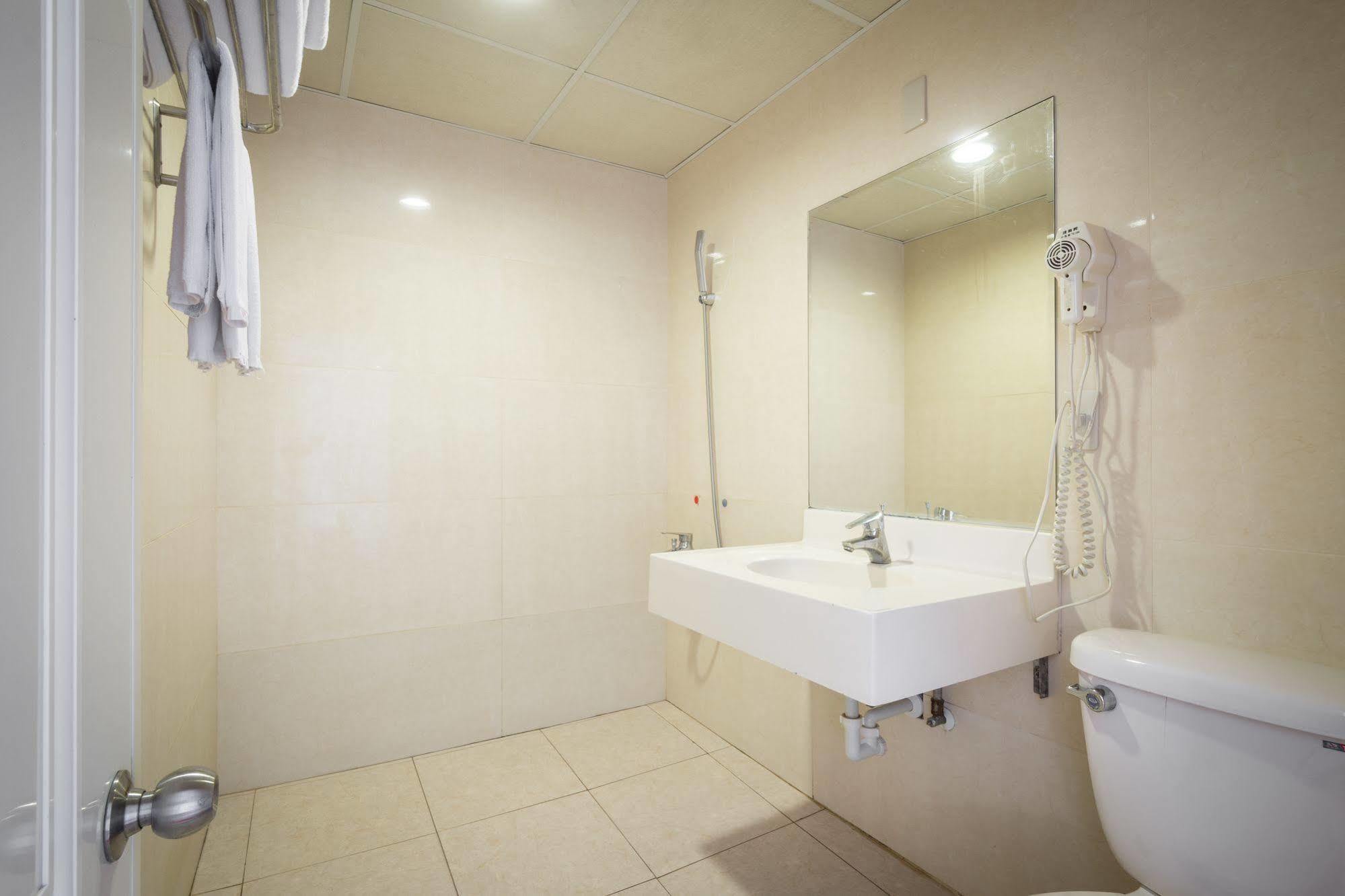 Taitung Apple Hotel מראה חיצוני תמונה
